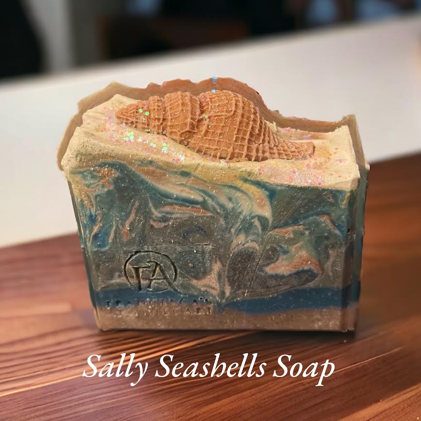 Sally Sea Shells Large Soap-Contains Walnut Shells Powder